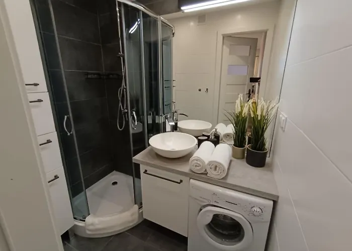 Apartment Jawornicka 7 / Grunwald *